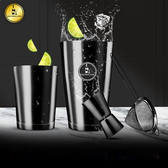 “Zwarte Boston shaker van Bar Dedicated – stijlvolle RVS cocktailshaker met maatbeker en zeef voor perfecte cocktails.”