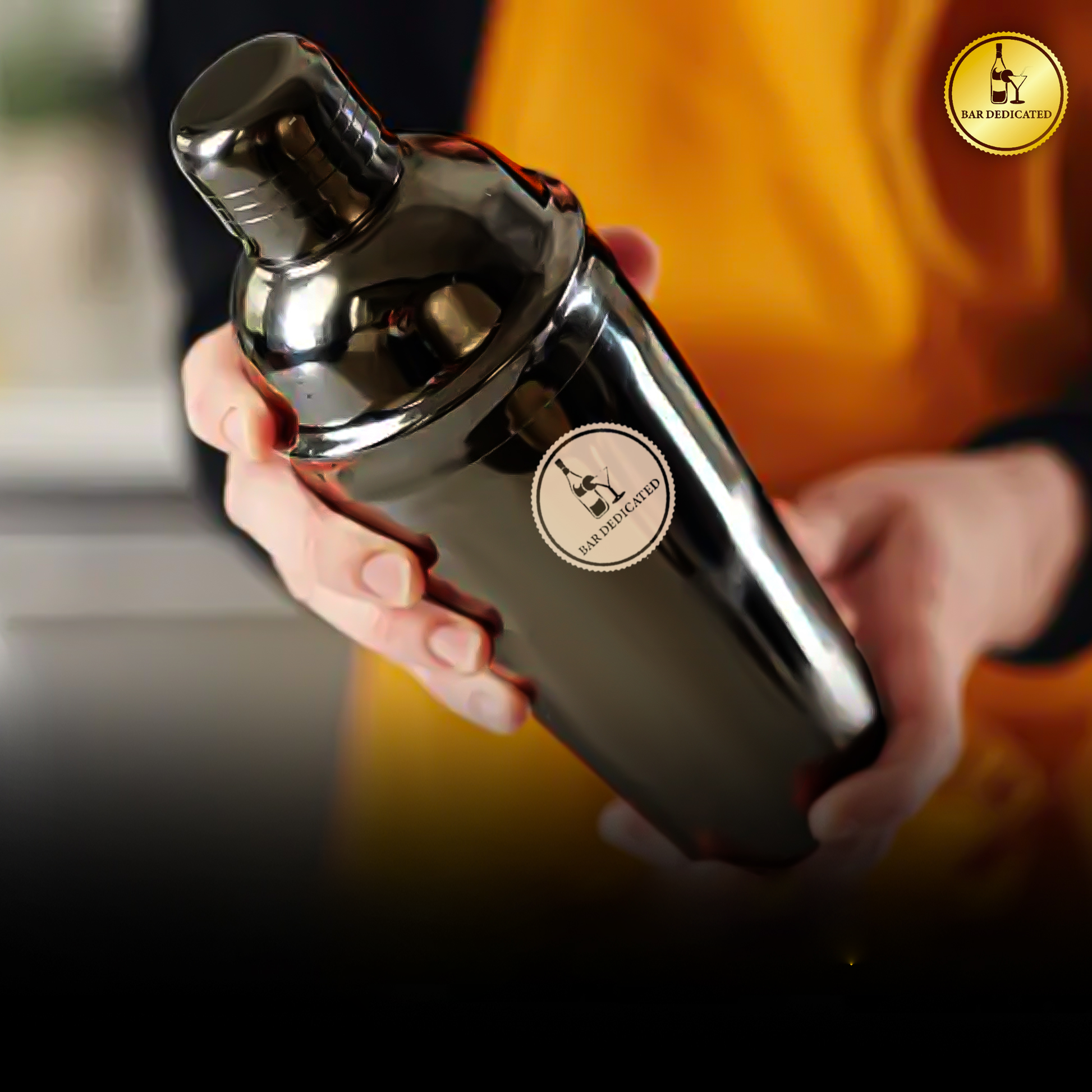 “Bar Dedicated zwarte cocktailshaker van hoogwaardig RVS – lekvrij design en premium afwerking.”