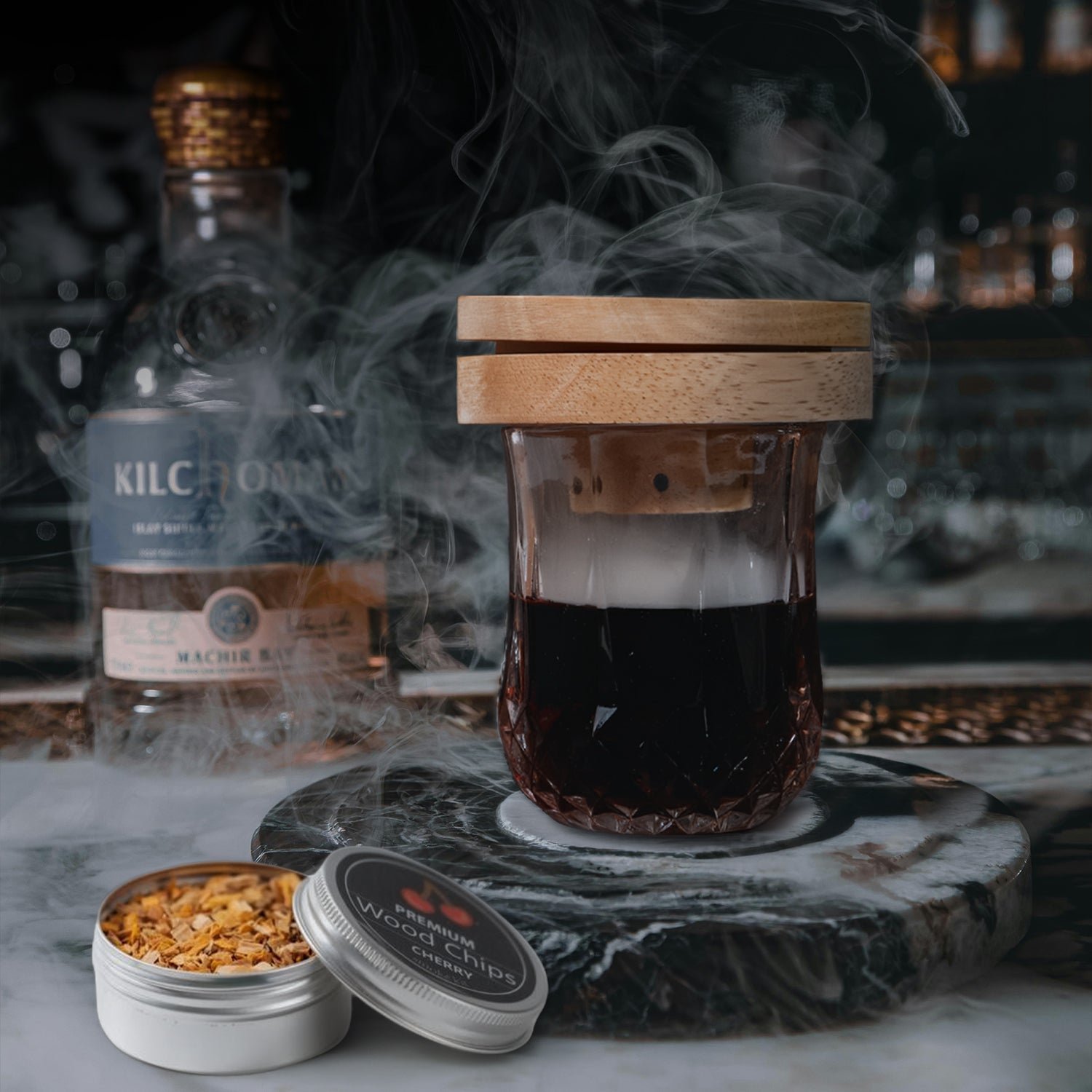 Whisky glas met rookeffect door cocktail smoker kit voor extra smaakbeleving